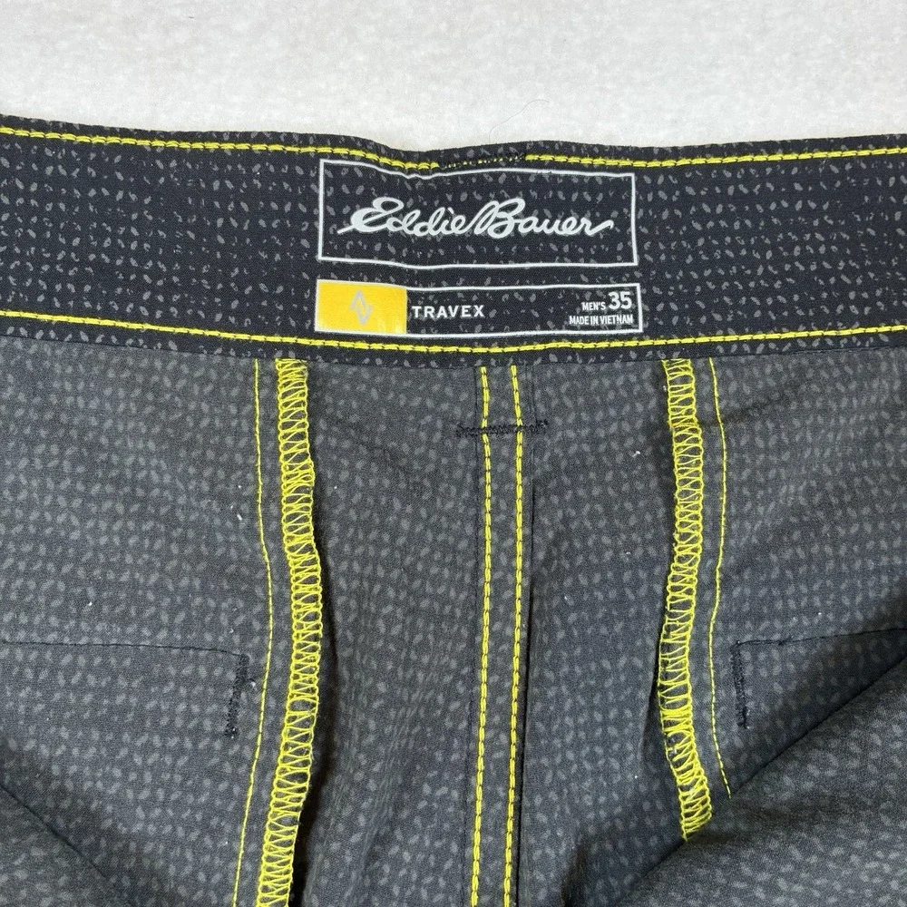Eddie Bauer TraveX Shorts Mens 35 Dark Gray Hybrid Chino Performance Tech